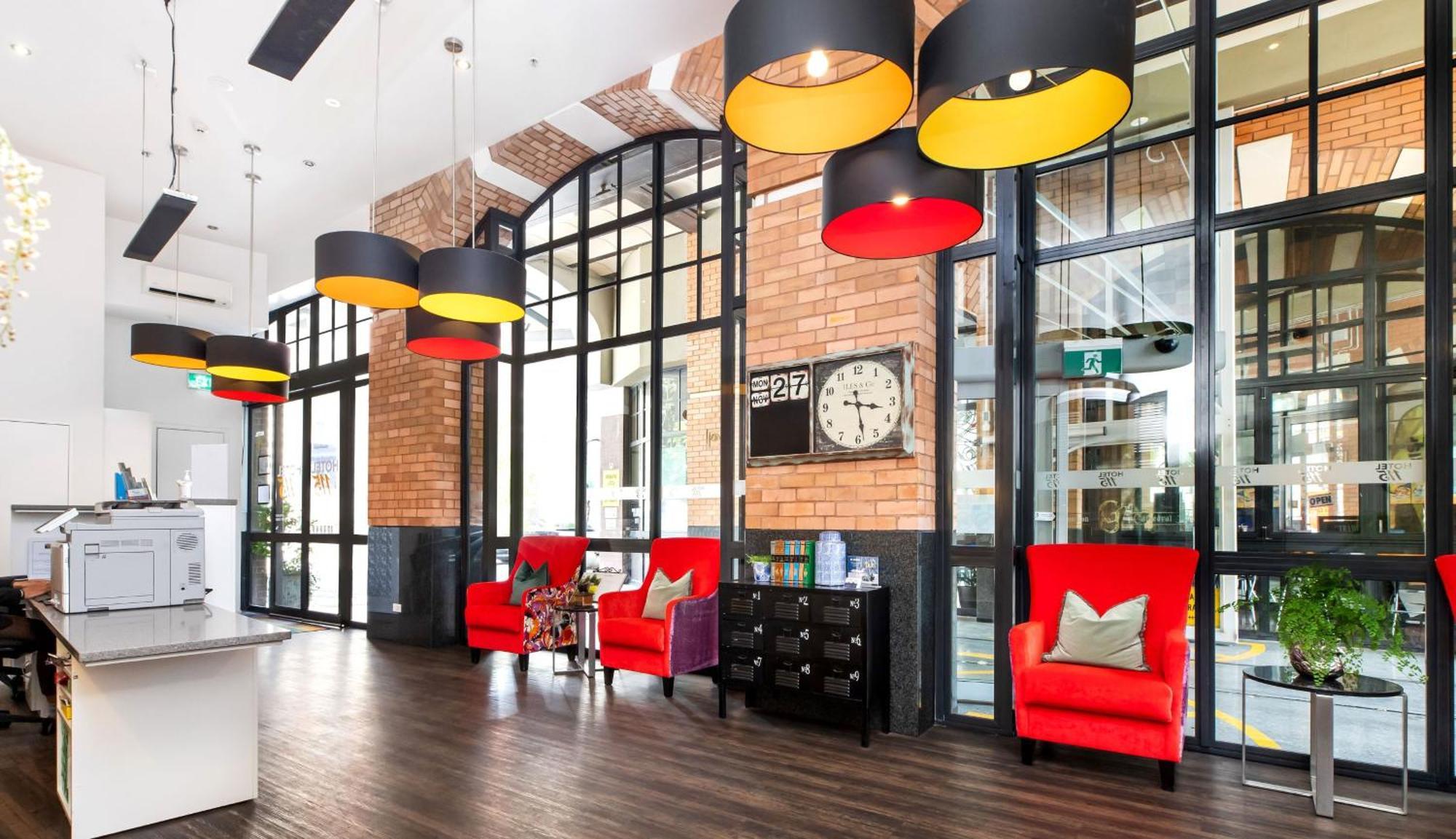 Hotel 115 Christchurch Dış mekan fotoğraf